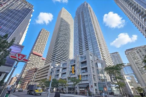 Photo of 2221 Yonge Street #2009, Toronto, ON M4A 0B8 (MLS # C12457080)
