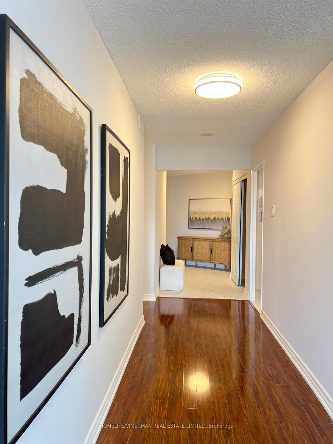 2010 Islington Avenue 601