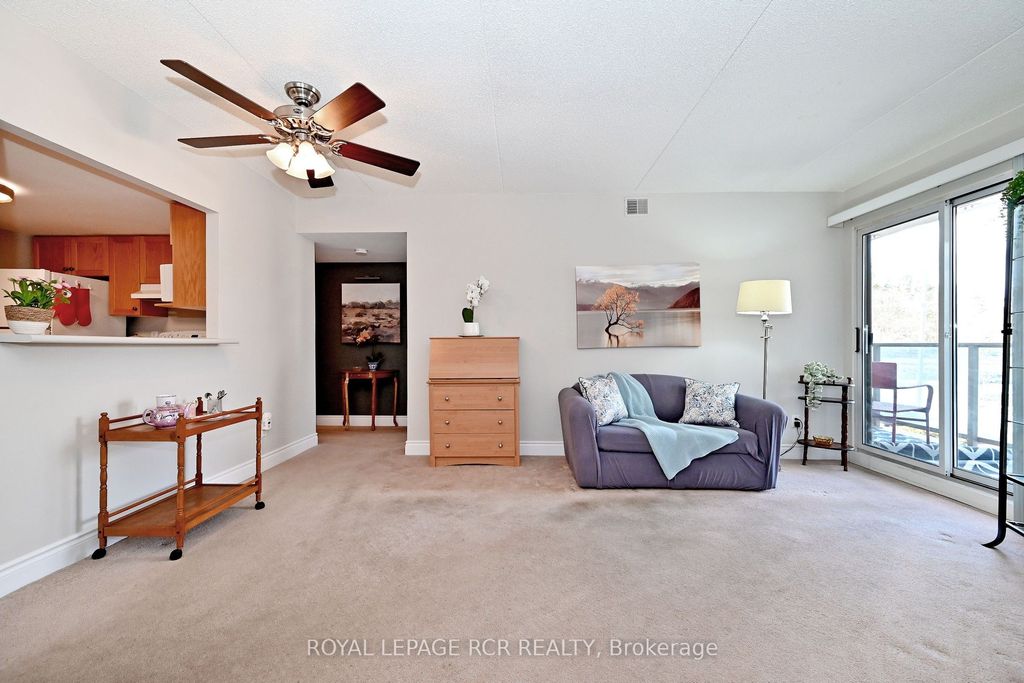 Photo of 160 Wellington Street E #212, Aurora, ON L4G 1J3 (MLS # N12957554)