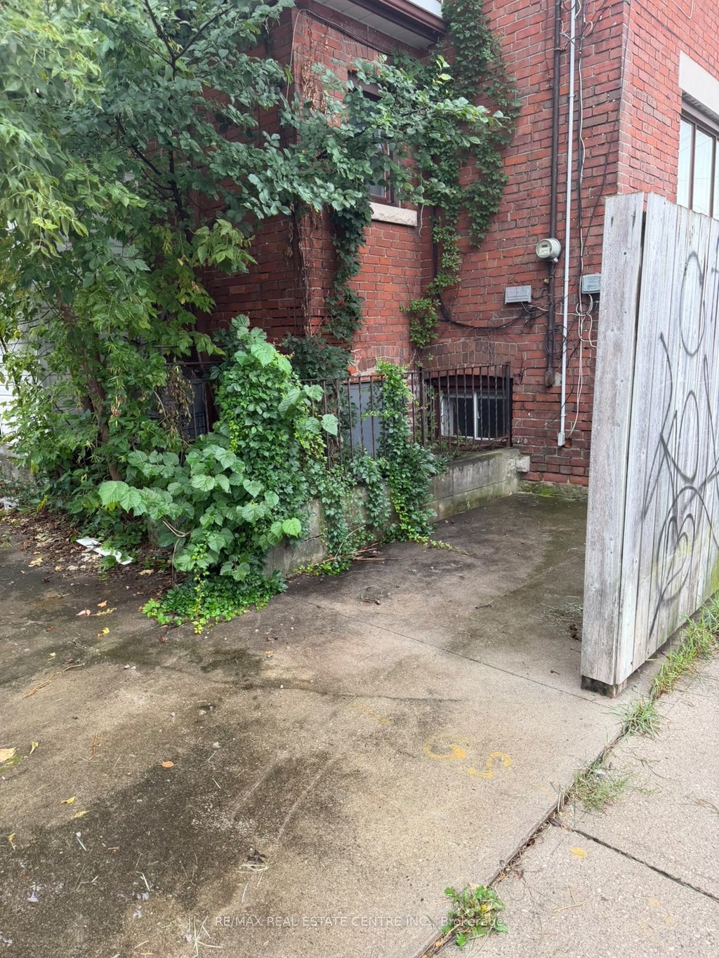 Photo of 221 Westmoreland Avenue, Toronto, ON M6H 3A1 (MLS # W13797550)