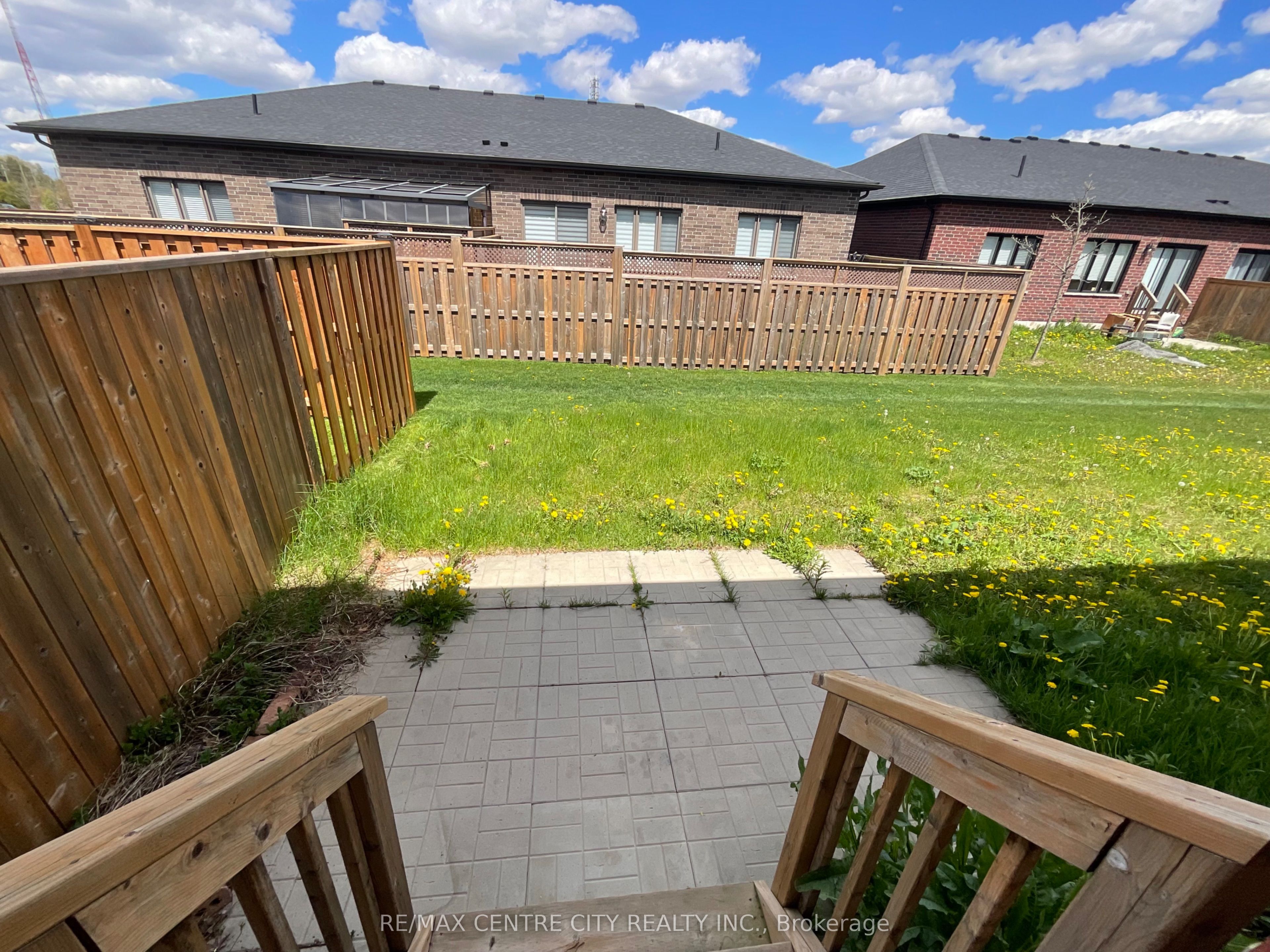 39 WATERTHRUSH Lane