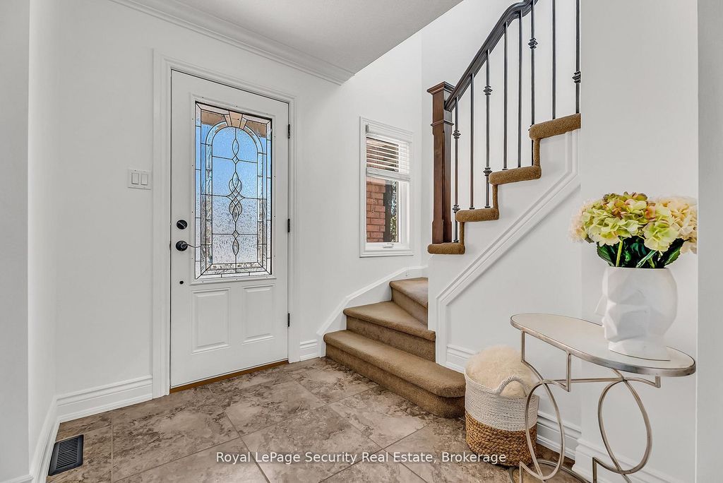 Photo of 1197 Beaver Valley Crescent, Oshawa, ON L1J 8N1 (MLS # E13073434)