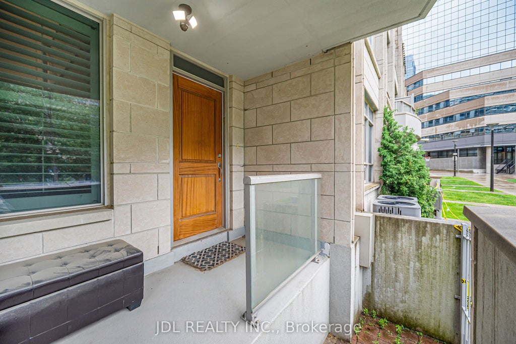 Photo of 761 Bay Street #TH07, Toronto, ON M5G 2R2 (MLS # C13750942)