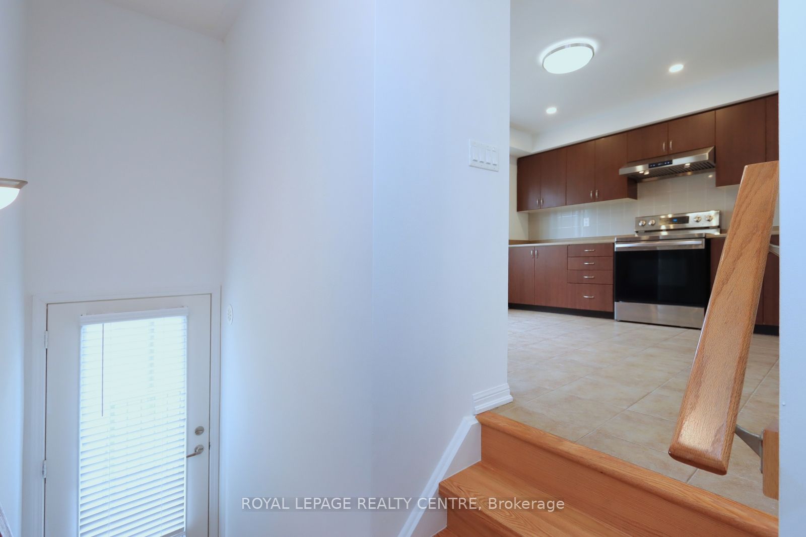 3135 Boxford Crescent 4