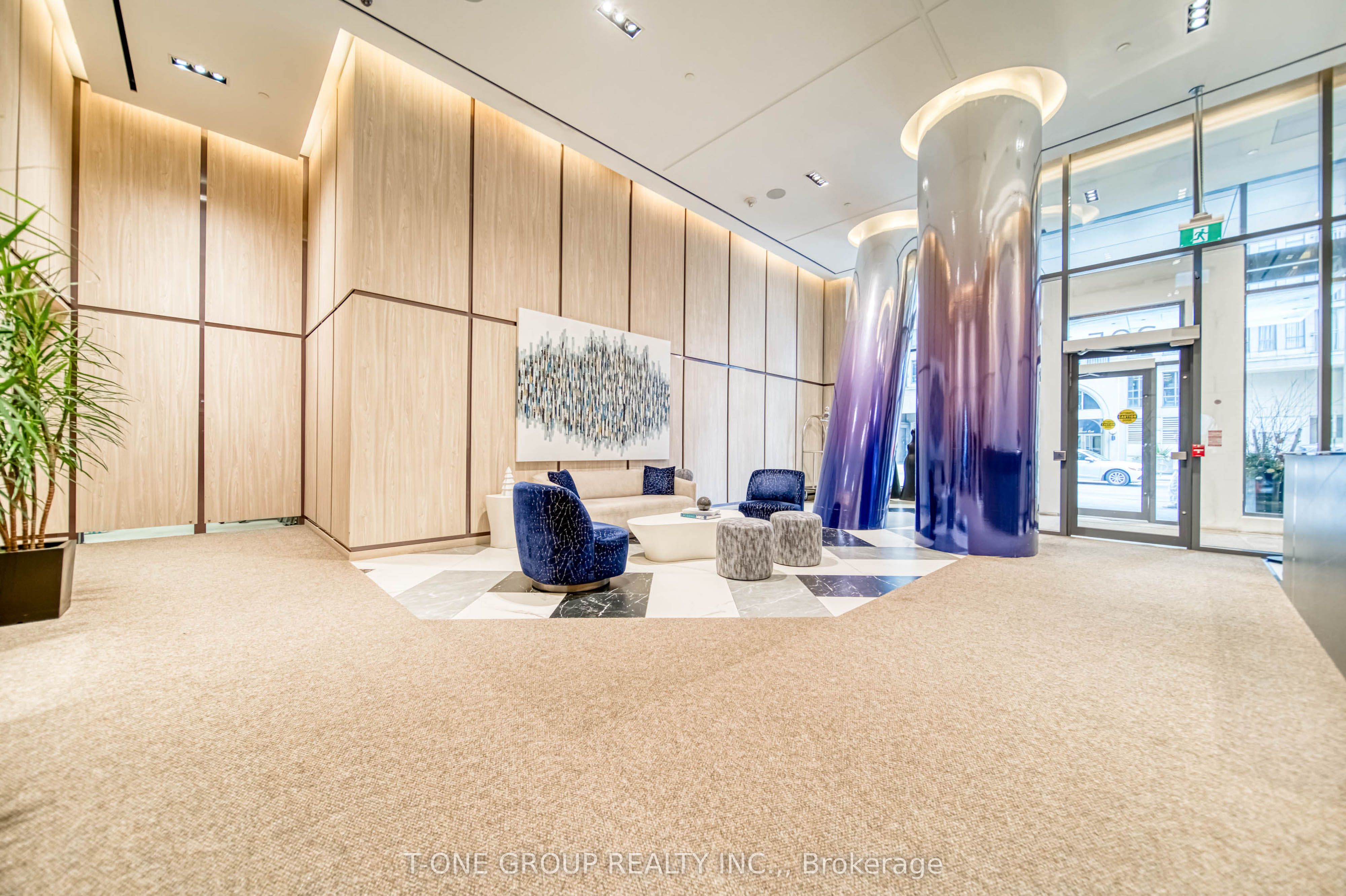 395 Bloor Street E 3407