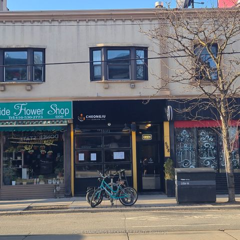 598 College Street S Toronto ON M6G 1B4
