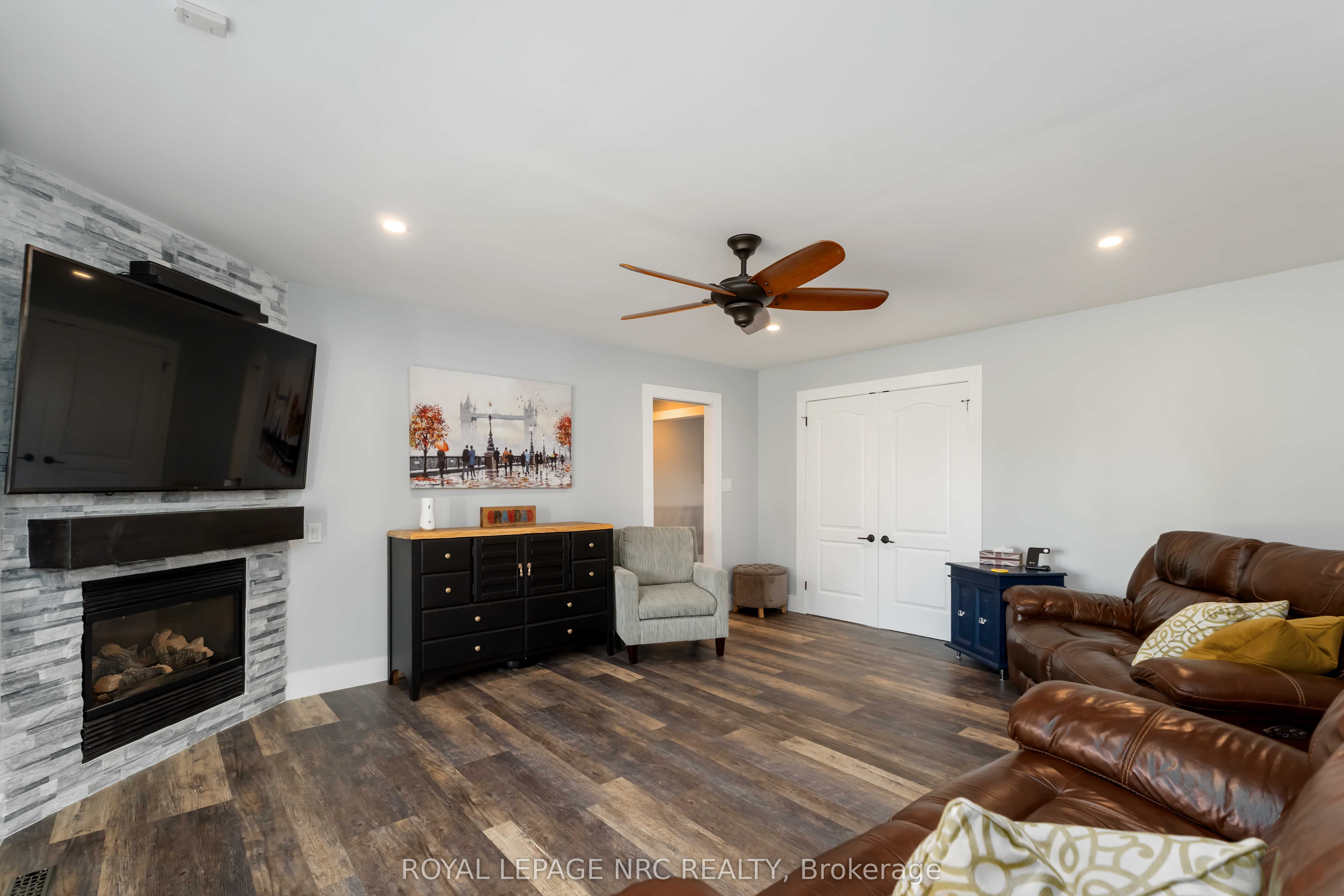1523 Barron Road