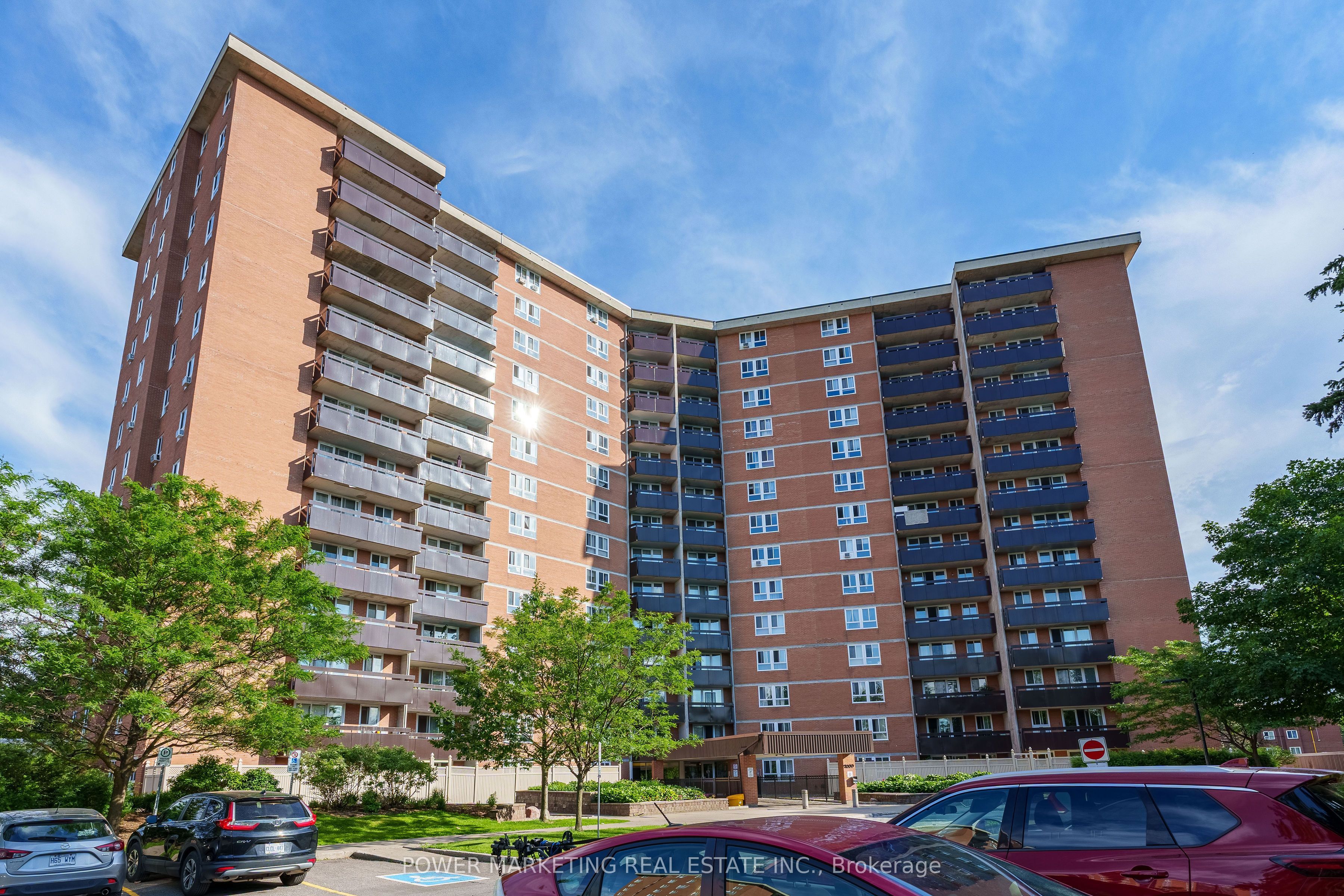 Photo 1 of 23 — 2000 Jasmine Crescent 1107, Beacon Hill North - South and Area, ON K1J 8K4