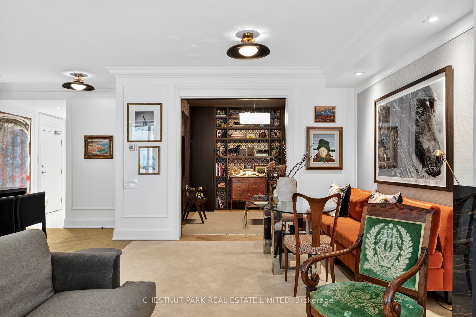 20 Scrivener Square 301