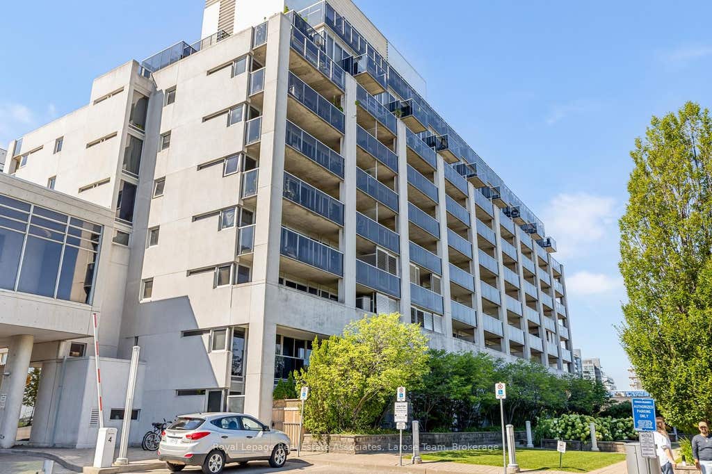 Photo of 1050 The Queensway N/A #611, Toronto, ON M8Z 0A8 (MLS # W13624986)
