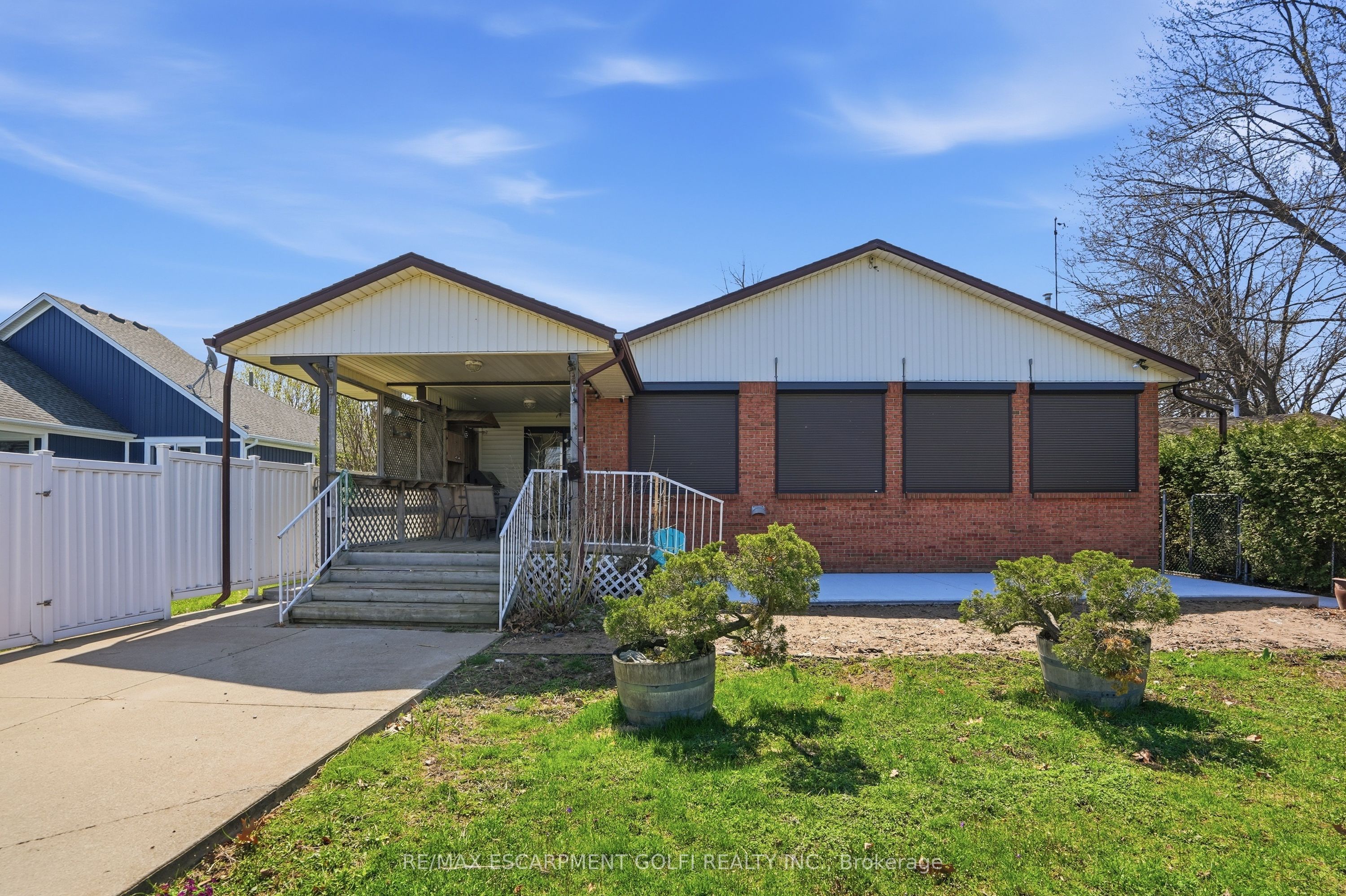 8 Firelane 14D Road