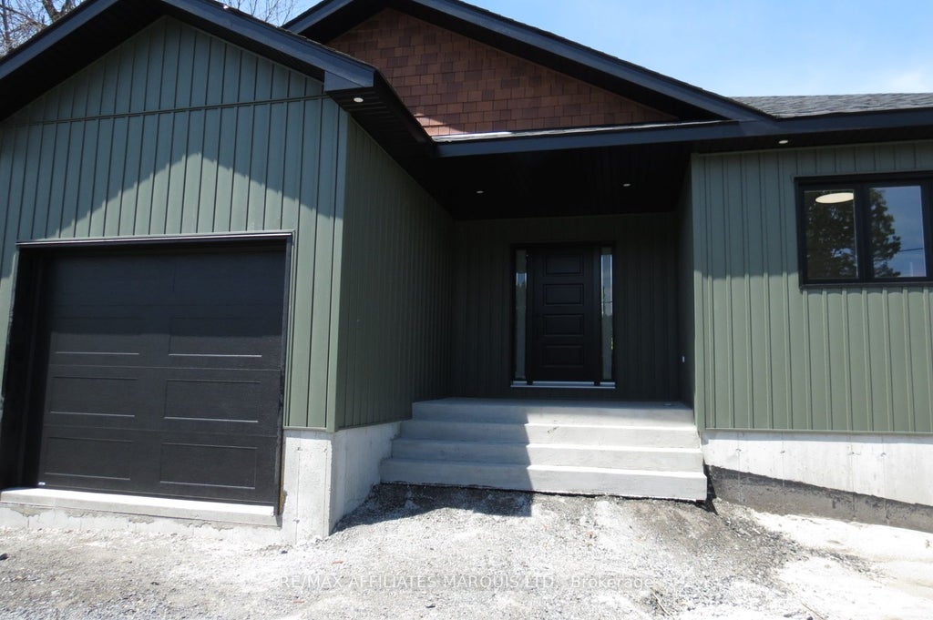 Photo of 2542 Macgregor Drive, South Glengarry, ON K0C 1E0 (MLS # X13423590)