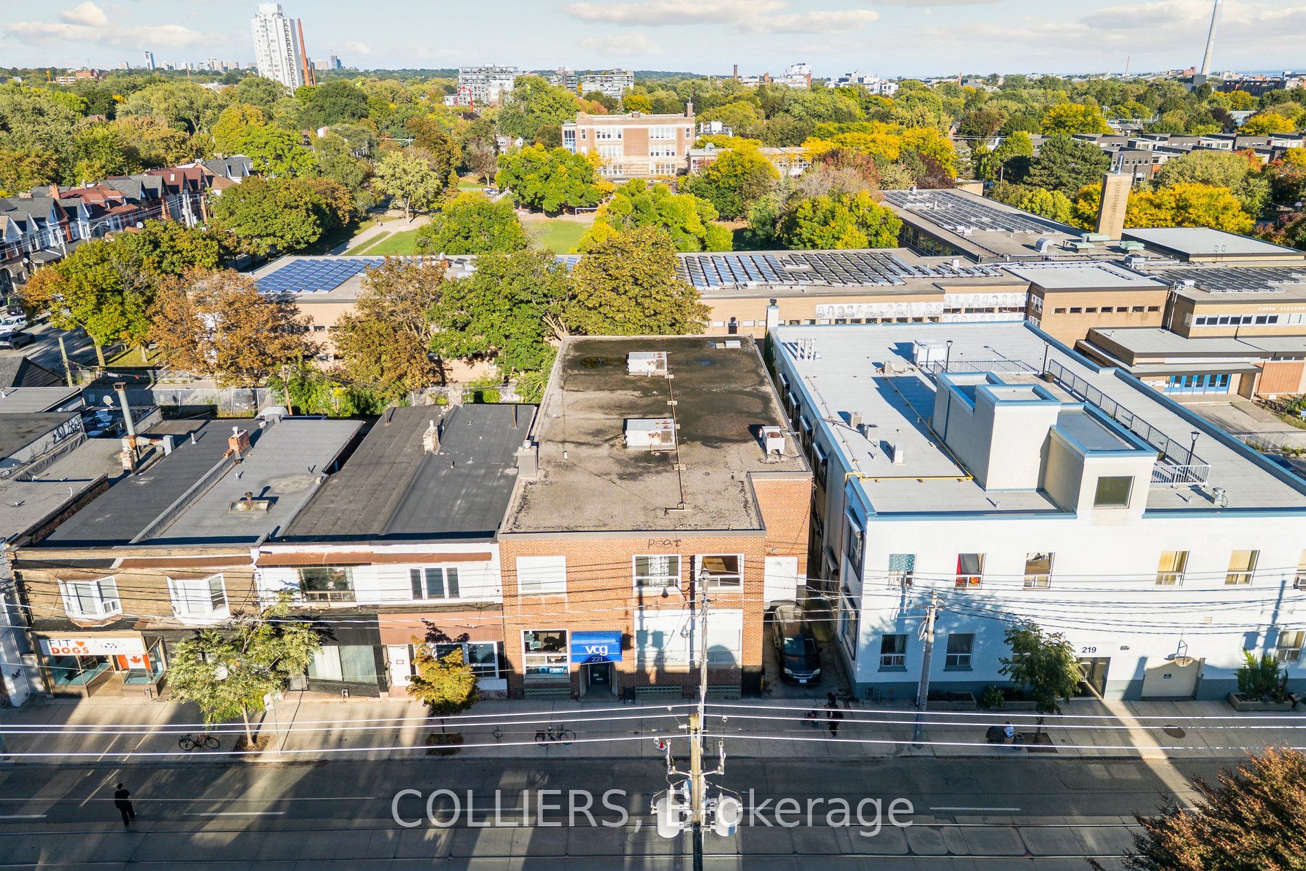 221 Broadview Avenue