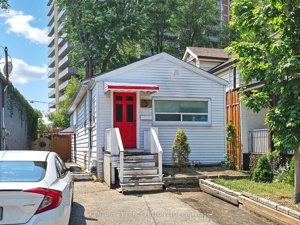 Photo of 48 St Dunstan Drive, Toronto, ON M1L 2V5 (MLS # E12653750)