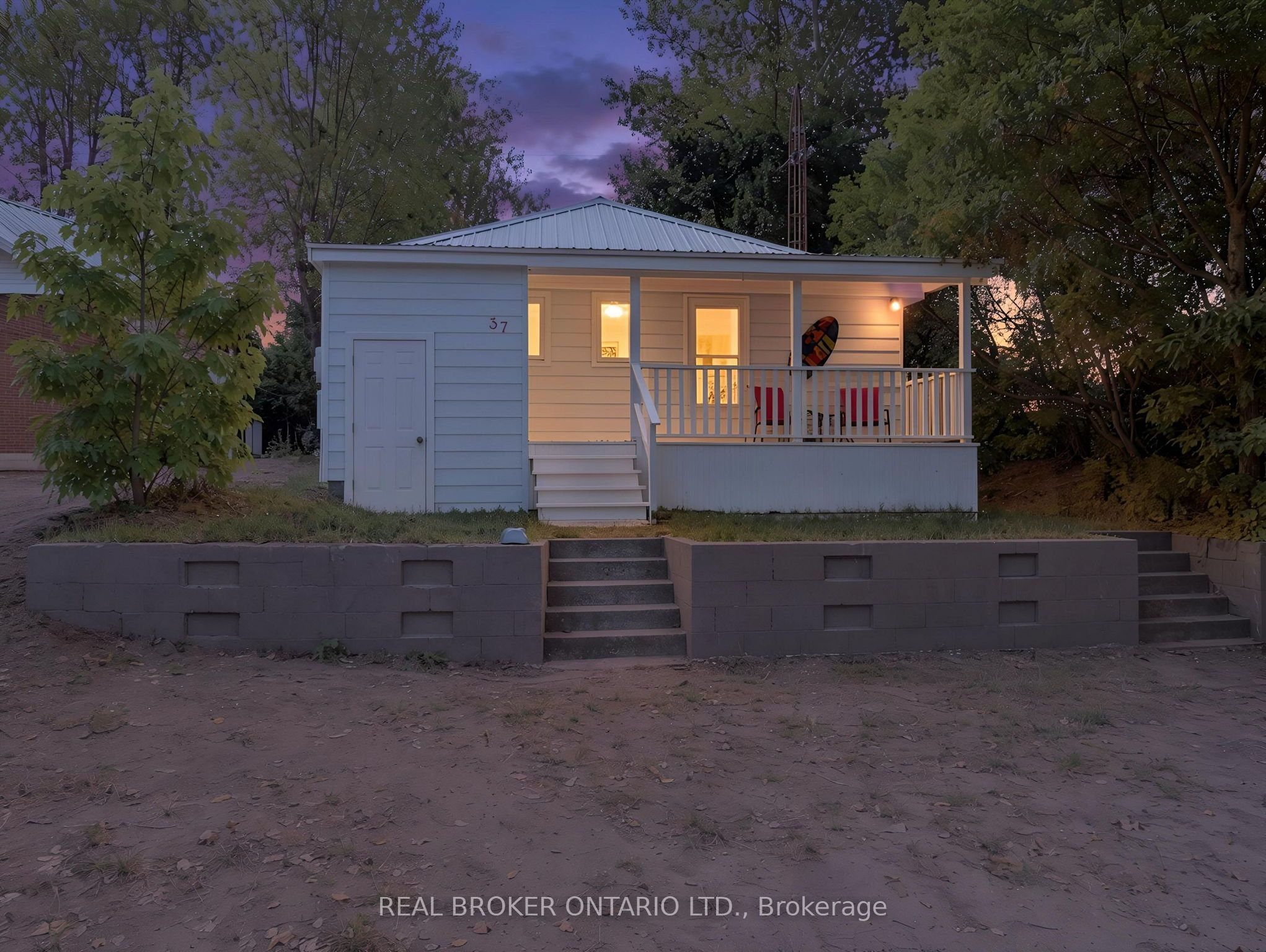 37 Woodstock Avenue