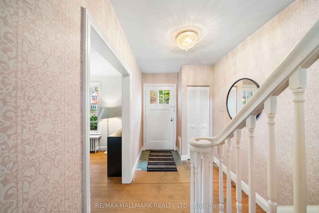 Photo of 135 Mona Drive, Toronto, ON M5N 2R7 (MLS # C12474745)