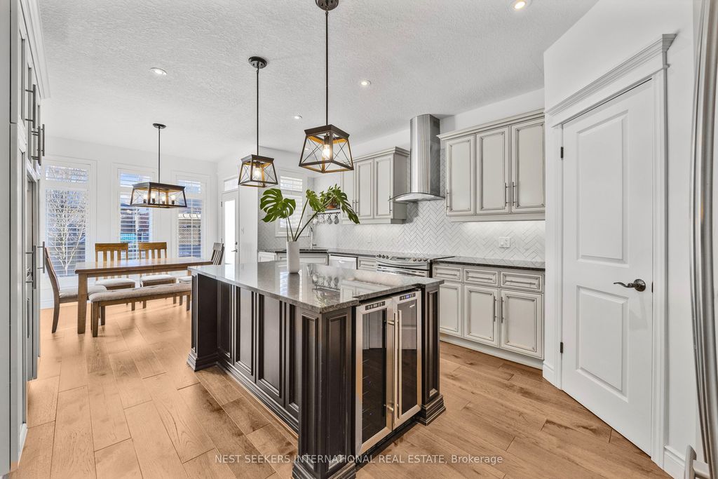 Photo of 8 Amsterdam Crescent, Guelph, ON N1L 1T5 (MLS # X12565226)