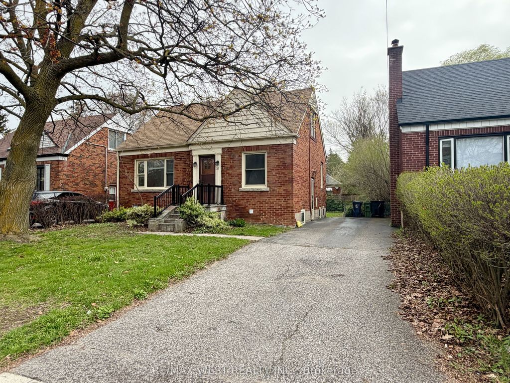 Photo of 21 Plaxton Drive, Toronto, ON M4B 2P6 (MLS # E13064926)