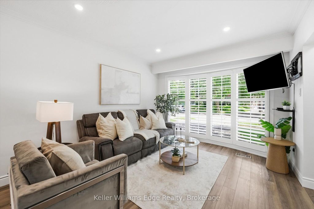 Photo of 4493 Bennett Road, Burlington, ON L7L 1Y5 (MLS # W13433932)