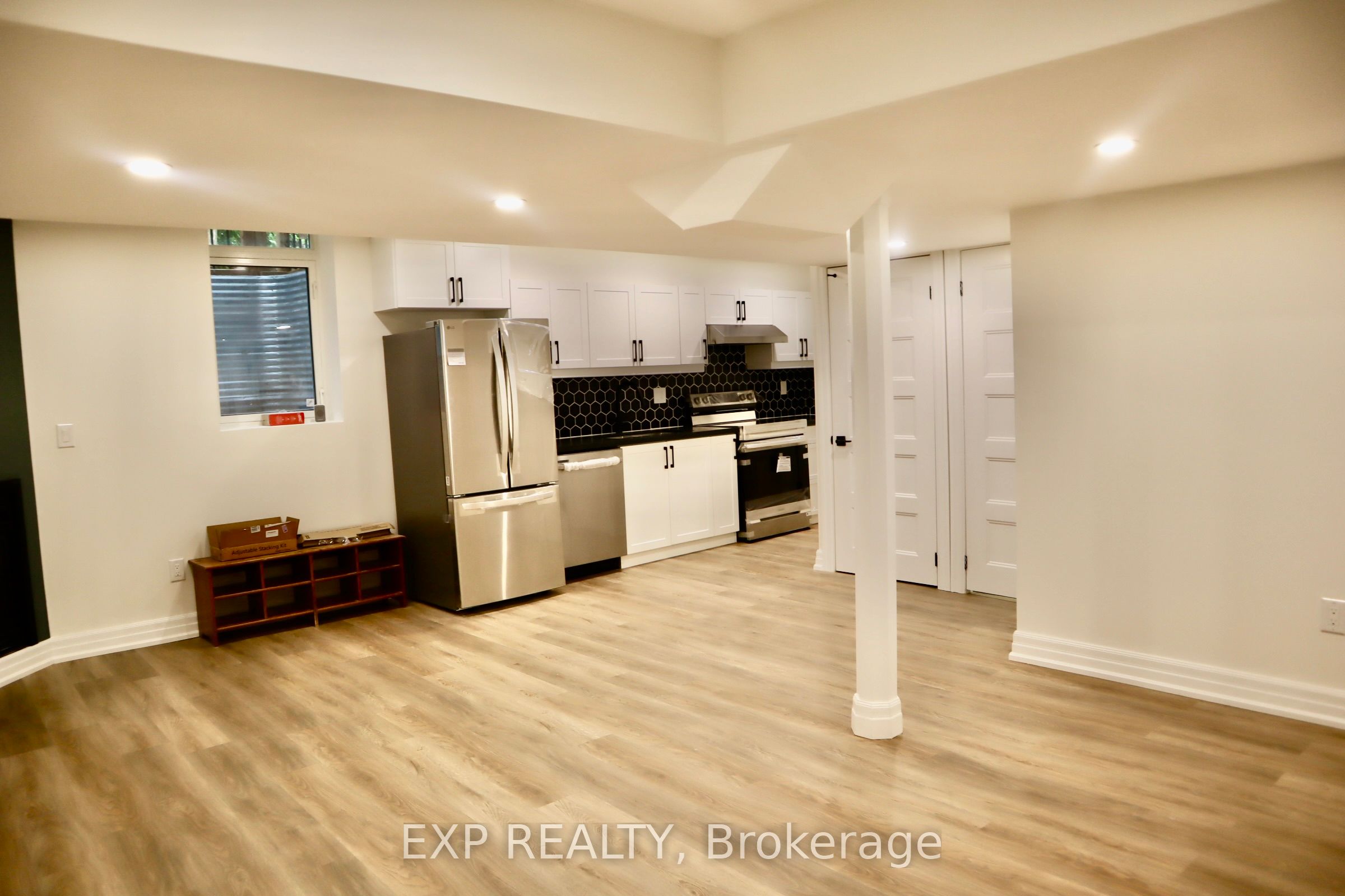 1300 Ridgebank Drive LOWER