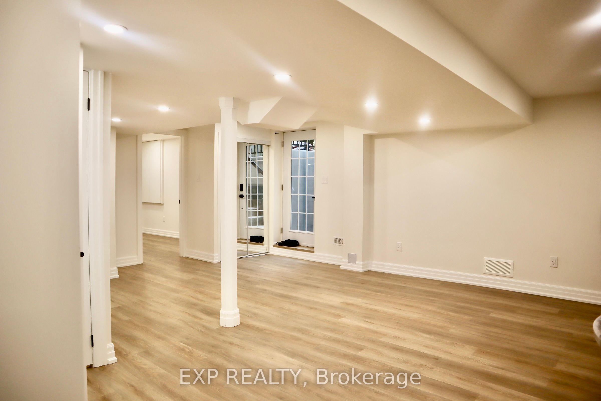1300 Ridgebank Drive LOWER