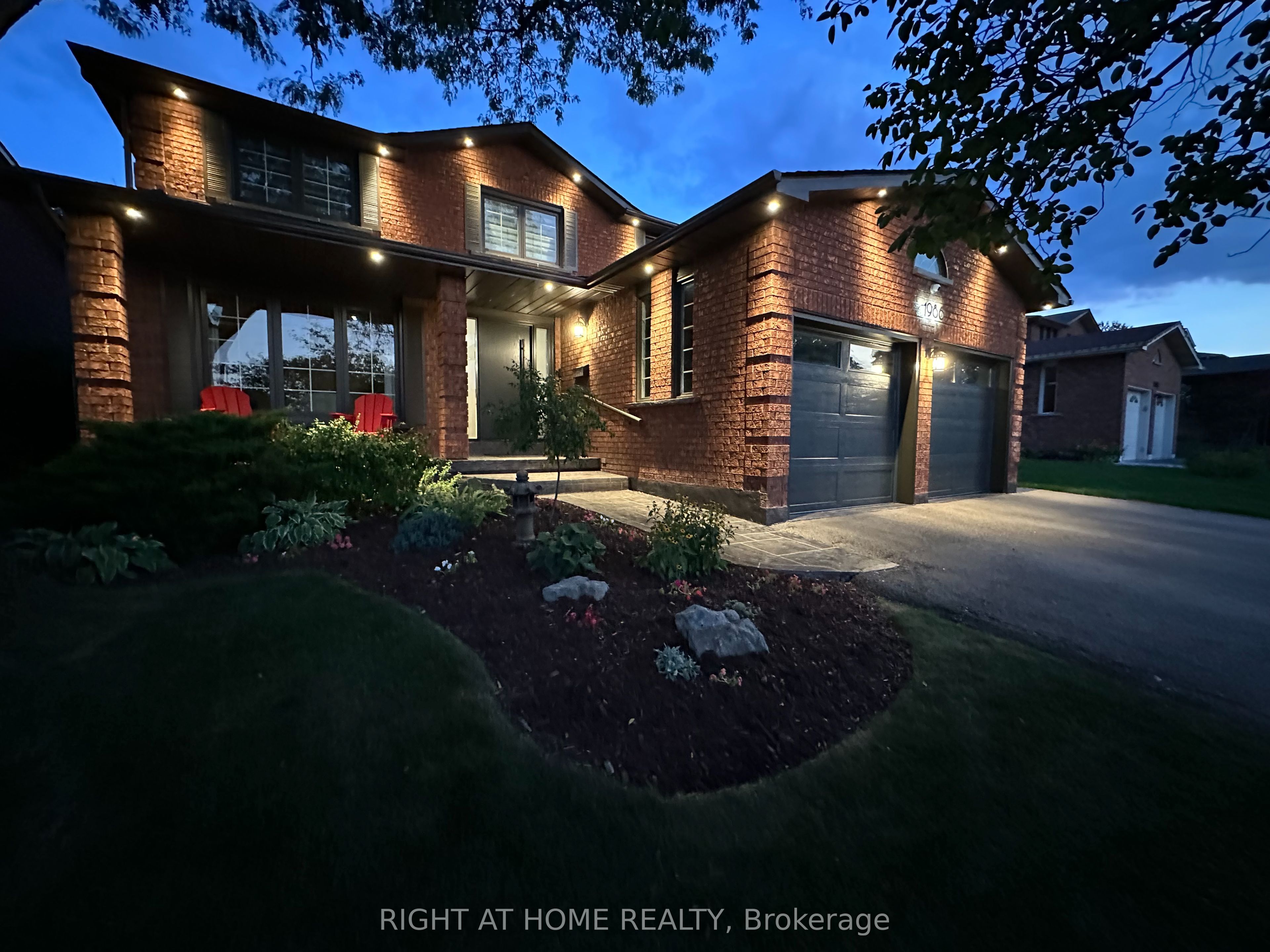 1986 Roy Ivor Crescent