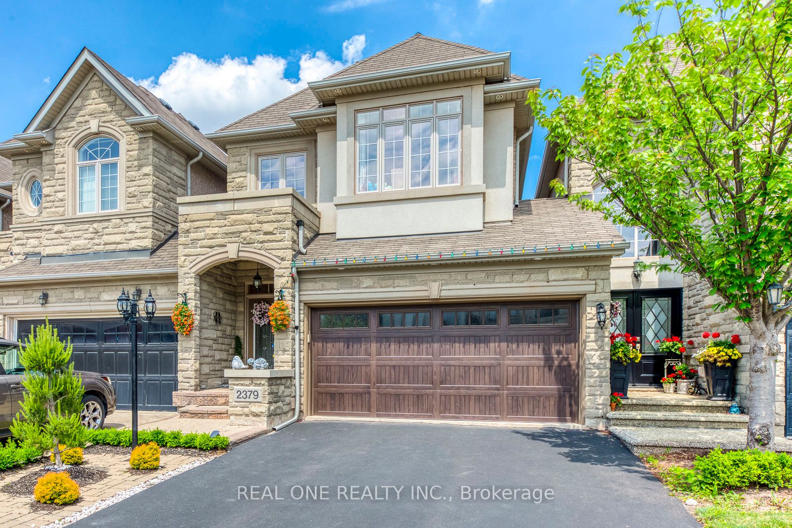 2379 Wasaga Drive