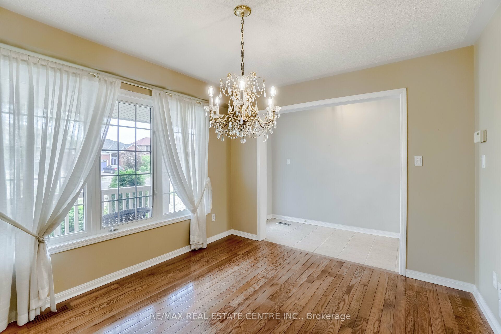 2298 Grand Oak Trail