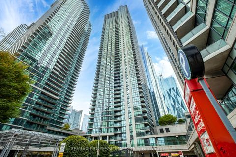 16 Harbour Street 5304 Toronto ON M5J 2Z7