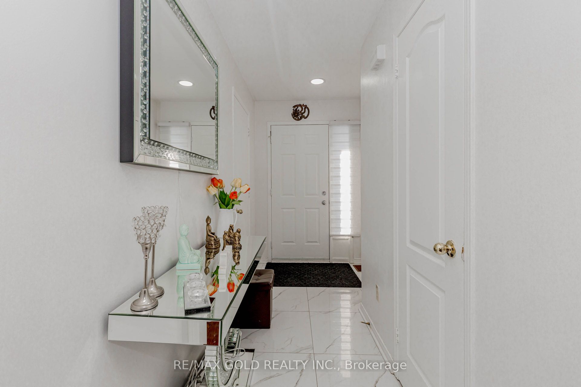 1156 Westview Terrace