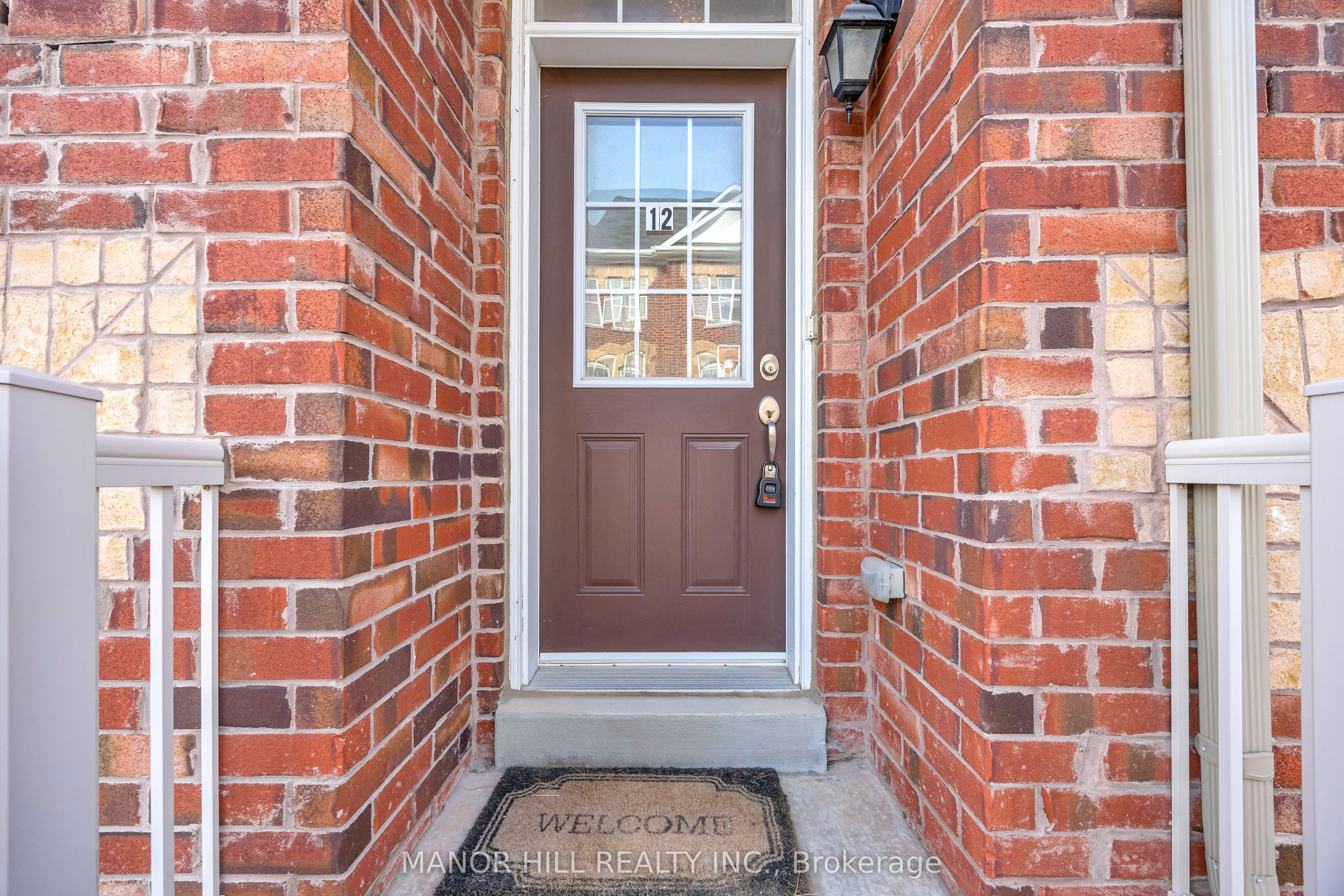 10 Porter Avenue W 12