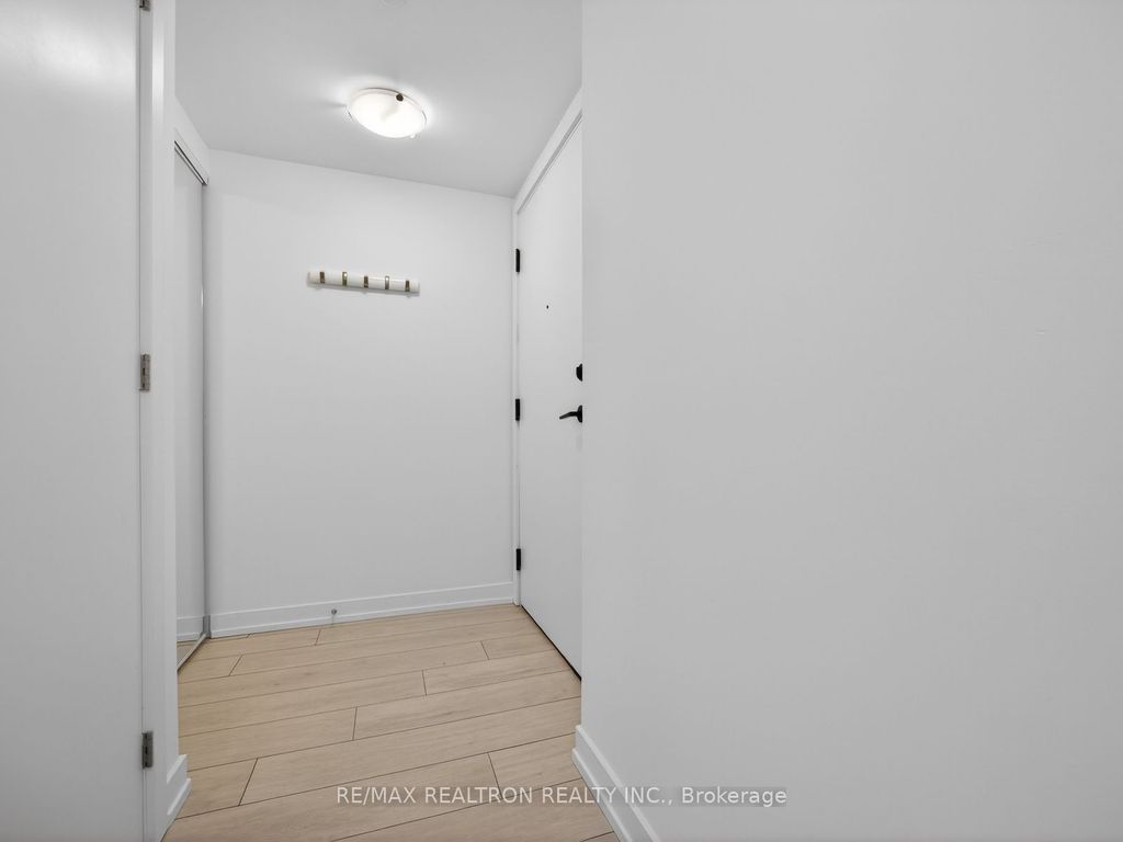 Photo of 556 Marlee Avenue #407, Toronto, ON M6B 0B1 (MLS # W12794300)