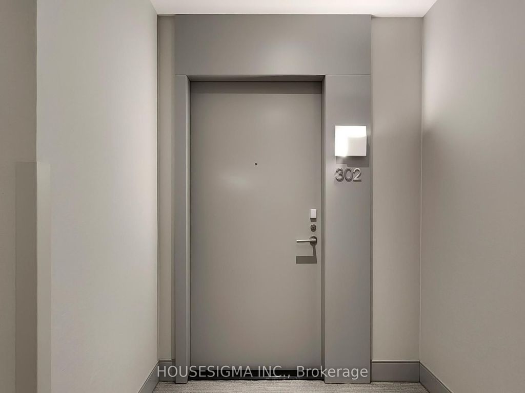 Photo of 396 Highway 7 Road E #302, Richmond Hill, ON L4B 0G7 (MLS # N12723178)