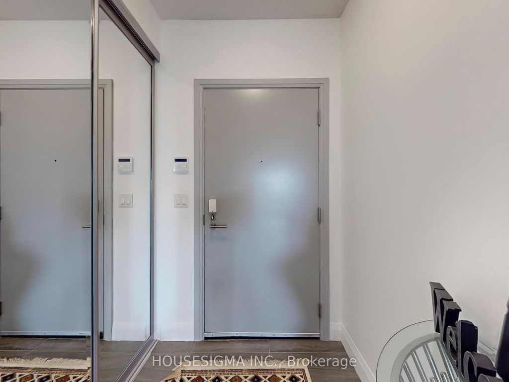 Photo of 396 Highway 7 Road E #302, Richmond Hill, ON L4B 0G7 (MLS # N12723178)