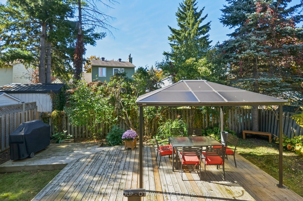 Photo of 1616 St. Georges Street, Orleans - Cumberland and Area, ON K1E 2L3 (MLS # X14032414)
