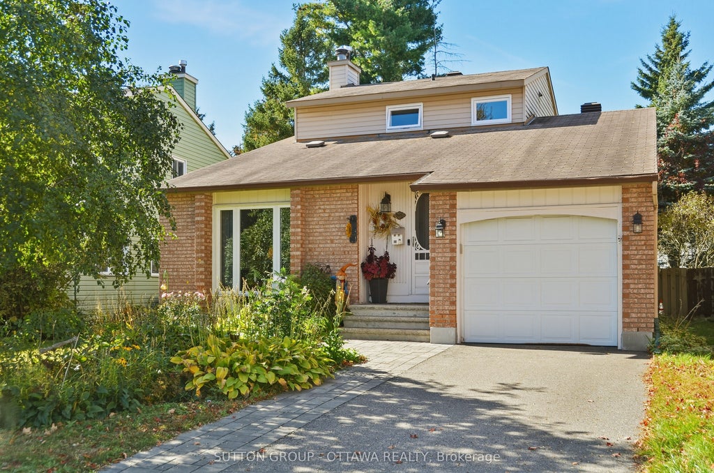 Photo of 1616 St. Georges Street, Orleans - Cumberland and Area, ON K1E 2L3 (MLS # X14032414)