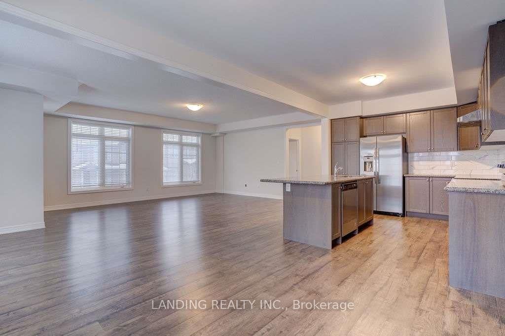 19 Ivanhoe Drive Unit #2