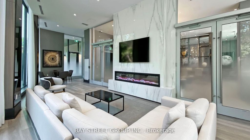 Photo of 250 Lawrence Avenue W #320, Toronto, ON M5M 1B2 (MLS # C12457642)