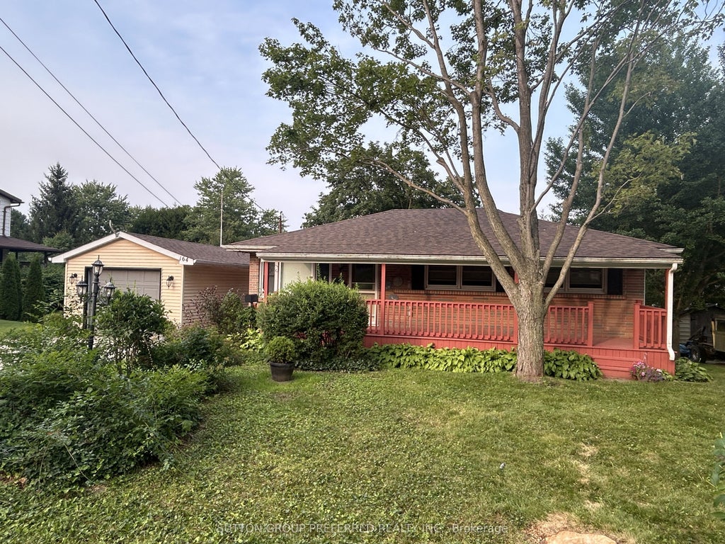 Photo of 164 McKeand Street, Ingersoll, ON N5C 3H9 (MLS # X13724566)