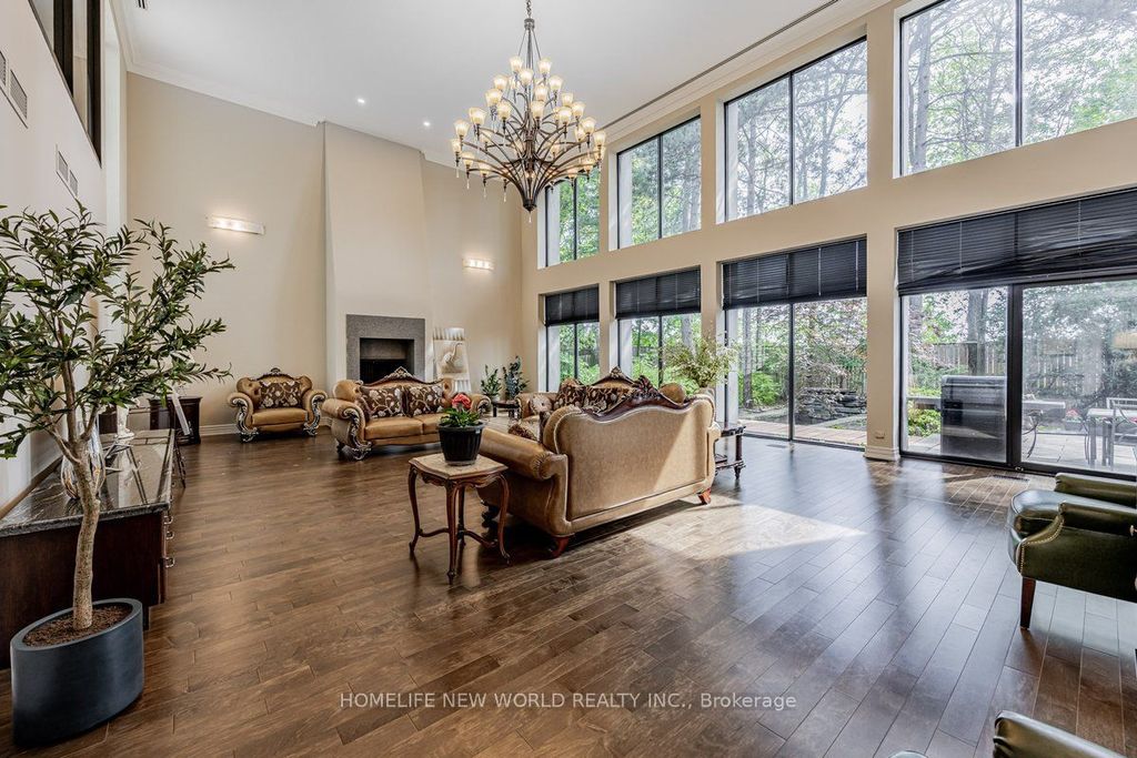 Photo of 5 Abrams Place, Toronto, ON M2L 1W7 (MLS # C12411154)