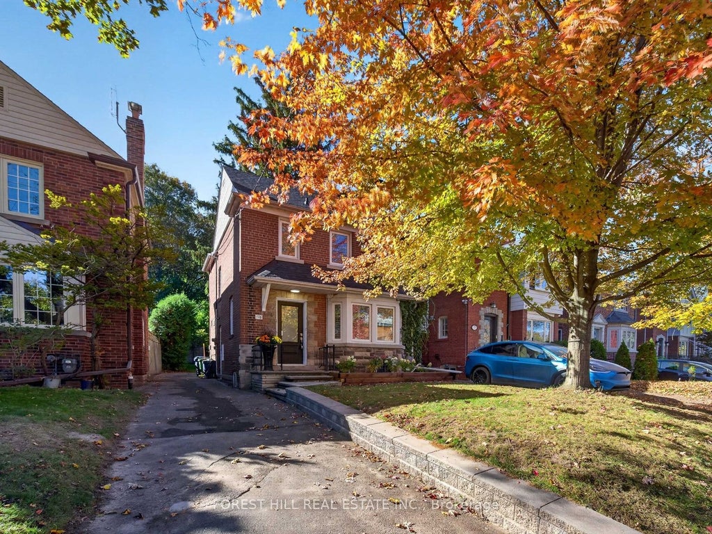 Photo of 176 Hanna Road, Toronto, ON M4G 3N8 (MLS # C14106442)
