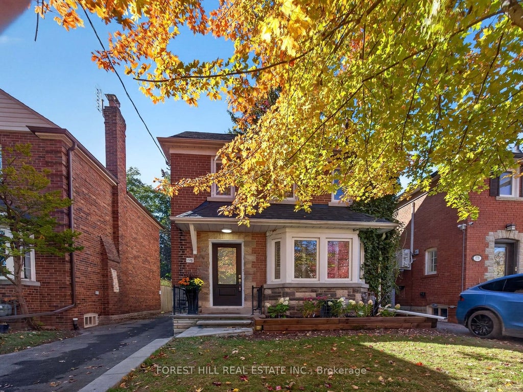 Photo of 176 Hanna Road, Toronto, ON M4G 3N8 (MLS # C14106442)