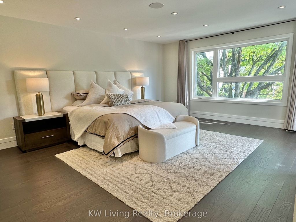 Photo of 18 Ferris Road, Toronto, ON M4B 1G1 (MLS # E12431802)