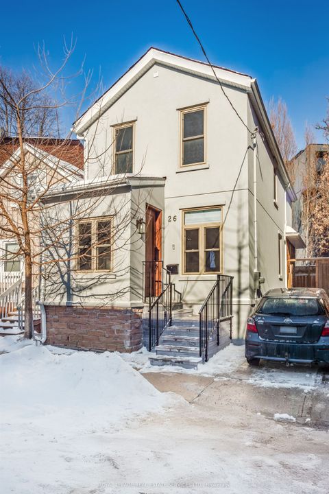 26 Bishop Street Toronto ON M5R 1N2