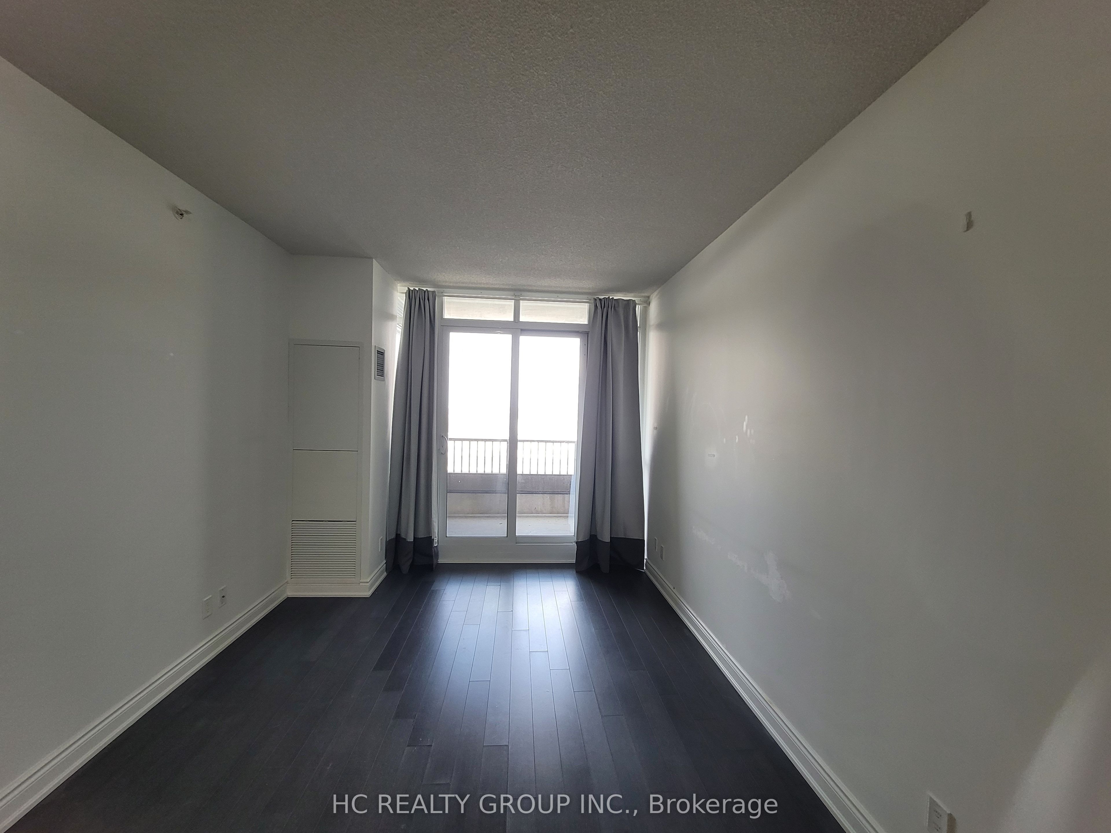 89 South Town Centre Boulevard 1106