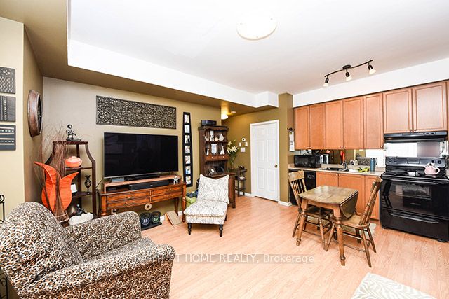 3046 Eglinton Avenue W 56