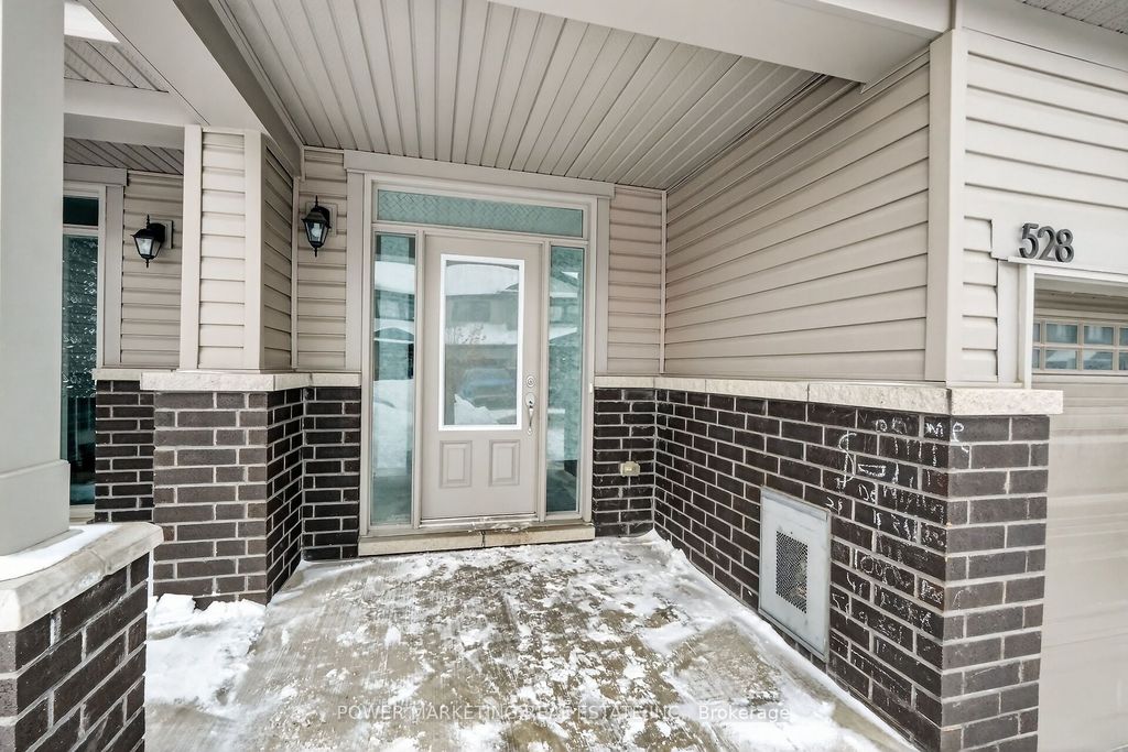 Photo of 528 ENCLAVE Lane, Clarence-Rockland, ON K4K 0M8 (MLS # X12790468)