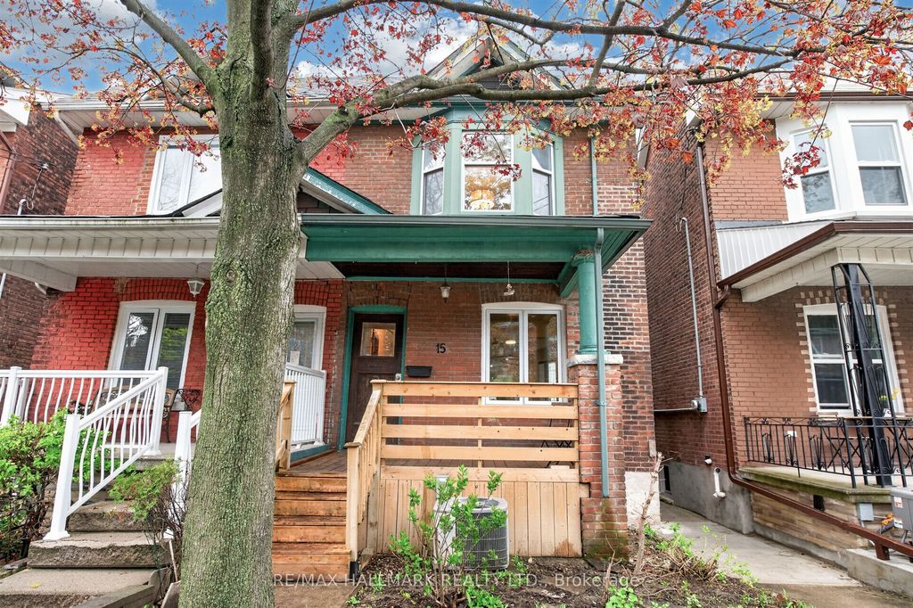 Photo of 15 Page Street, Toronto, ON M6G 1J3 (MLS # C13124820)
