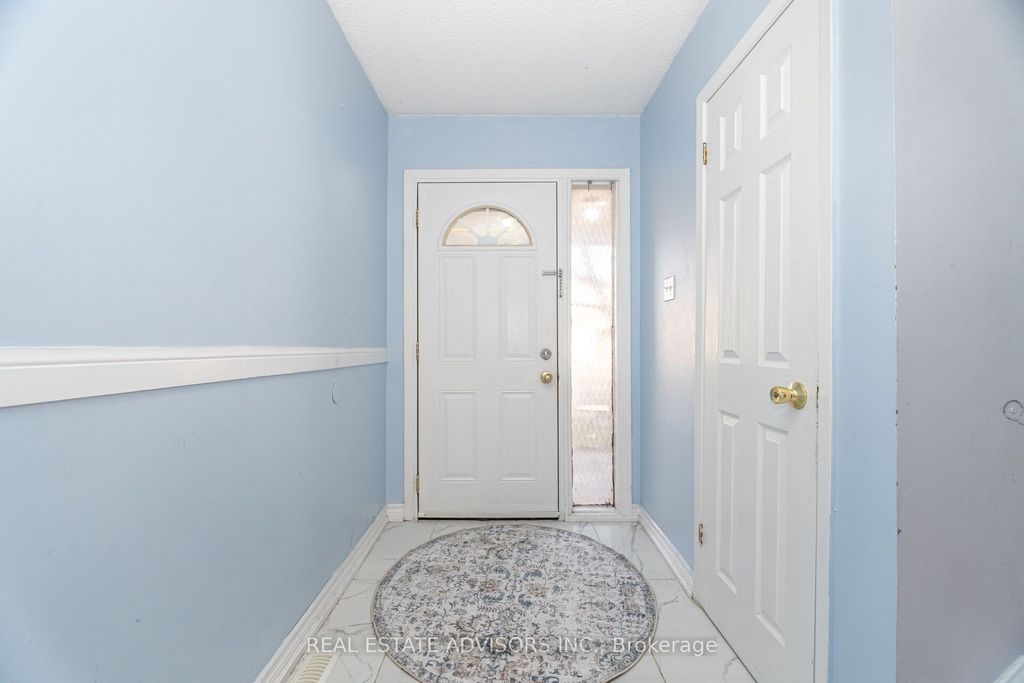 Photo of 58 Carisbrooke Court #58, Brampton, ON L6S 3K1 (MLS # W12560620)