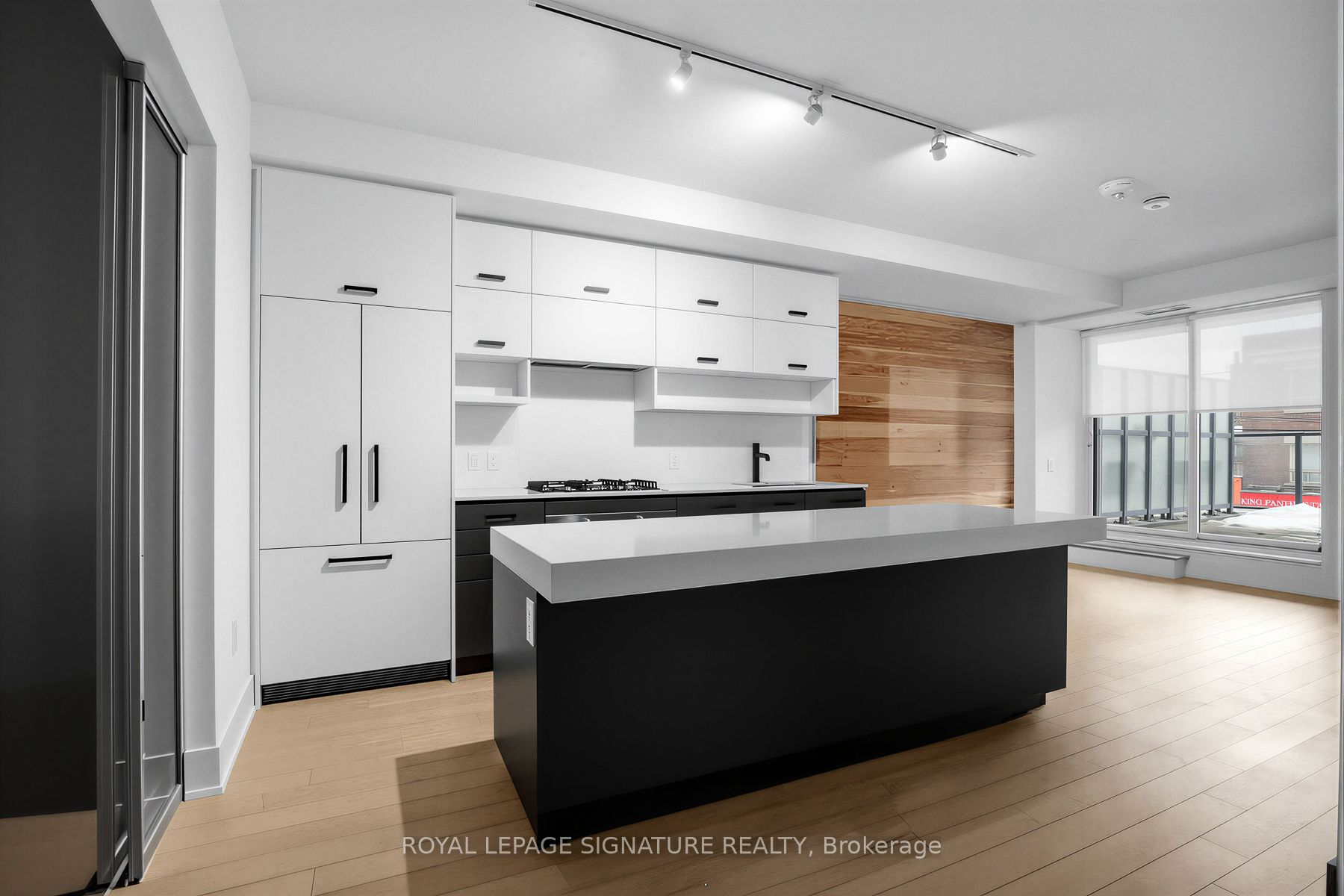 1888 Queen Street E 203